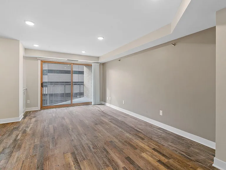 121 Washington Ave S #502 — Photo 9