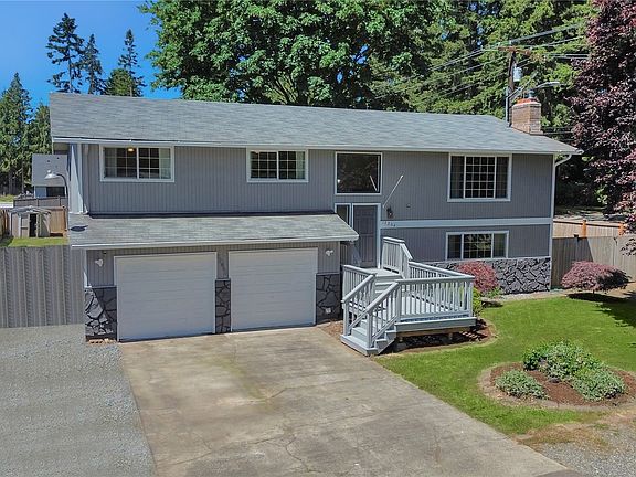 2nd image of 15204 107th Avenue Ct E