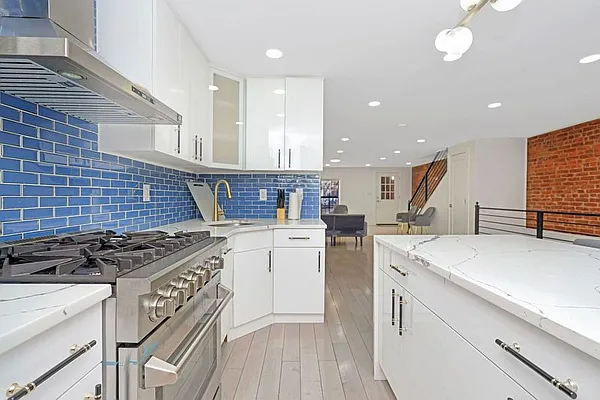 Rented by Douglas Elliman | media 17