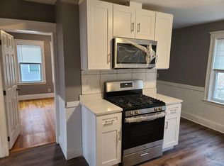 123 Centre St, Quincy, MA 02169