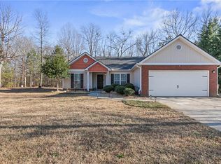 103 Logan Ct, Statham, GA 30666
