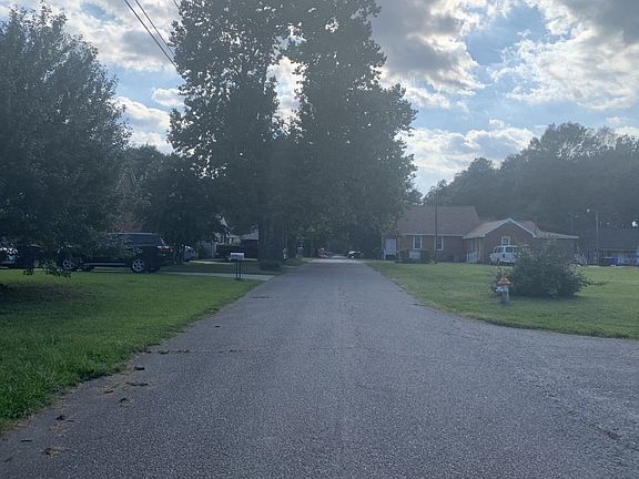 4th image of 6001 Arthur Ave