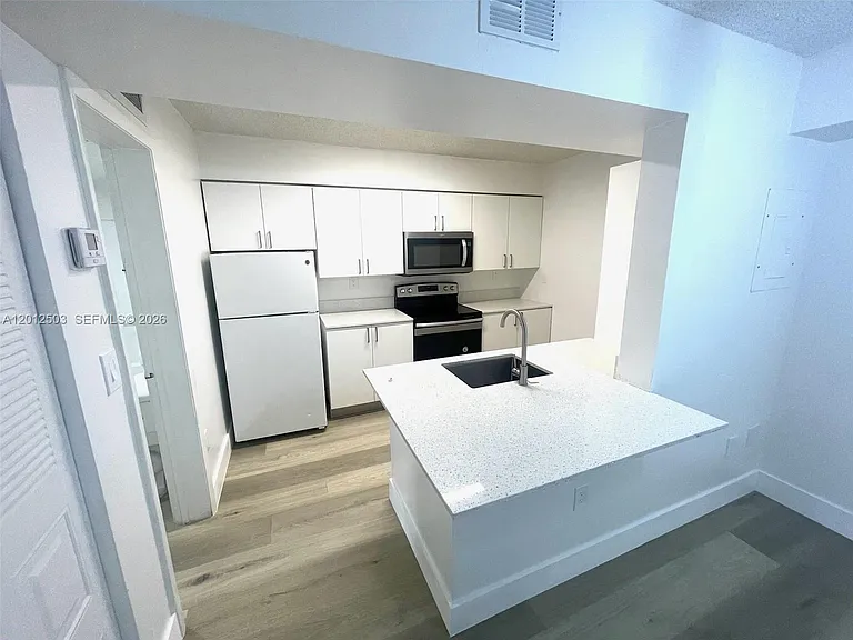 15201 SW 80th St #205 — Photo 2