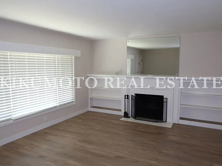 2760 Muir Way — Photo 2