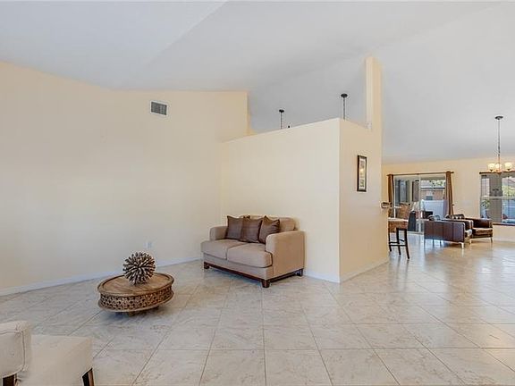 4th image of 2911 Evans Way
