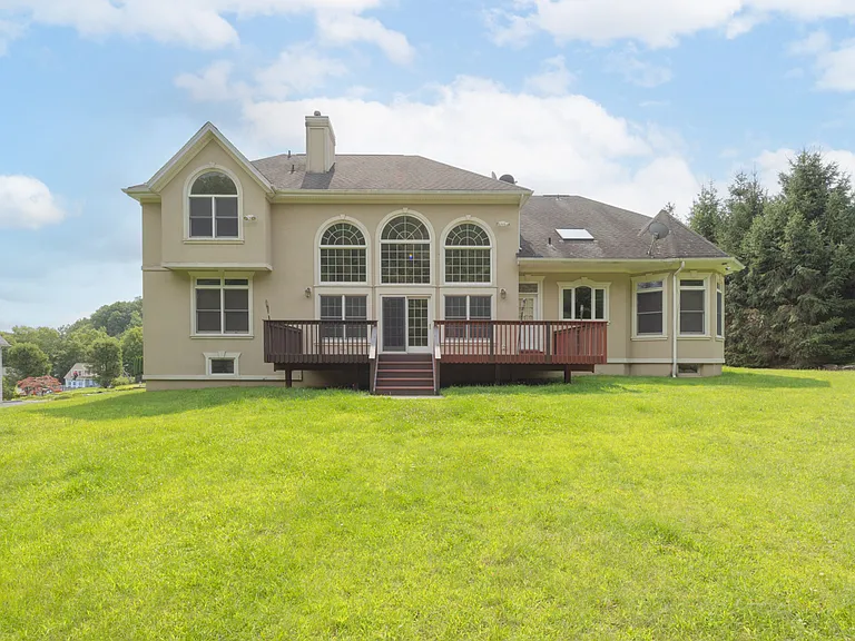 23 Sandyfields Ln — Photo 35