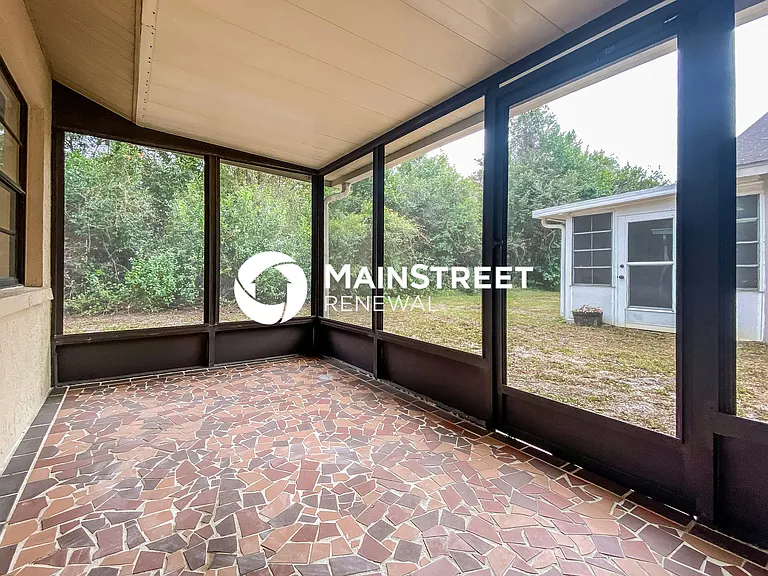 Screened Porch
