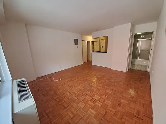 Rented by Bahar Management | media 2