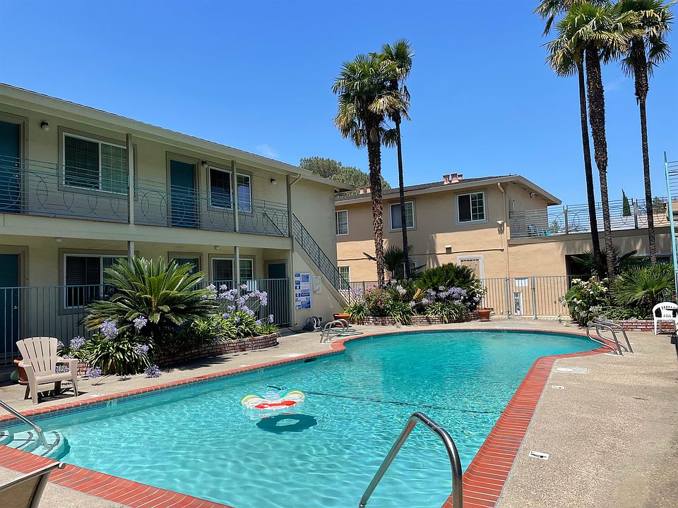 2nd image of 1555 Homestead Rd #26