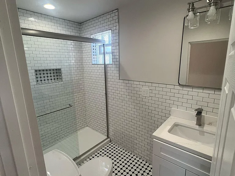 2145 W 21st Pl #2 — Photo 20