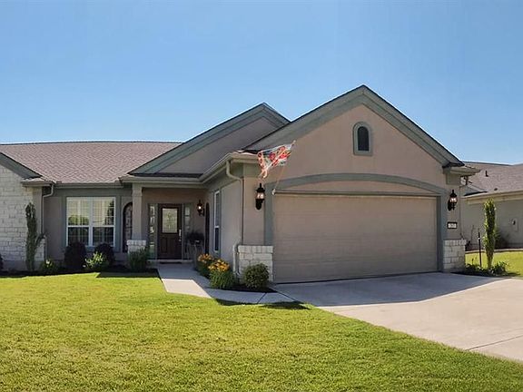 2nd image of 207 McKinney Falls Ln