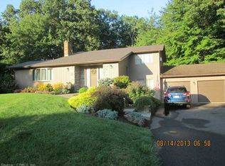 42 Lochview Dr, Windsor, CT 06095