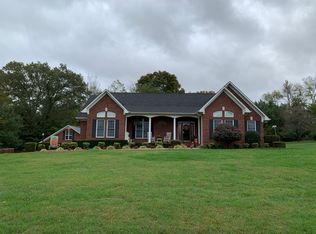 94 Cedar Bluff Dr, Winchester, TN 37398