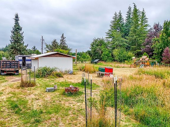 2nd image of 23 Garden Tracts Road