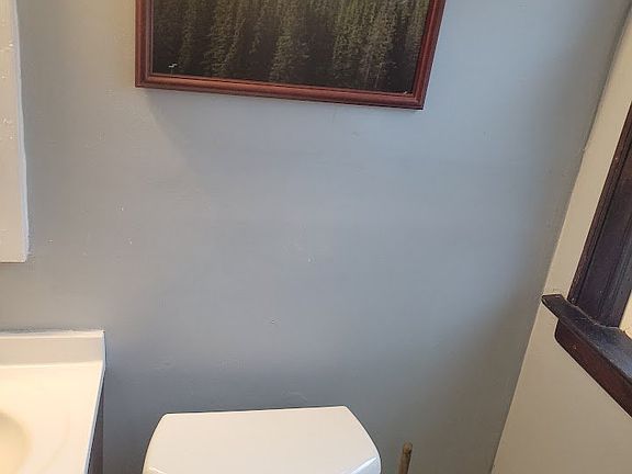 3rd image of 8805 S Muskegon Ave Floor 2