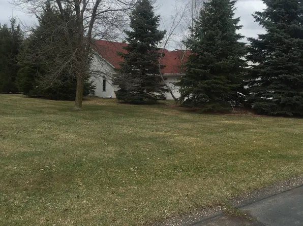 1450 Quasar Ct S, Lakeland, MN 55043