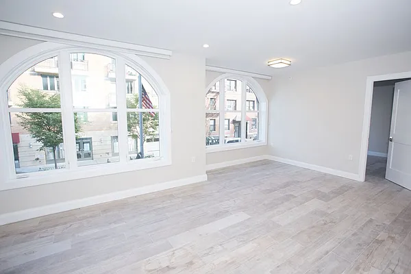 Rented by NY Space Finders Inc. | media 19