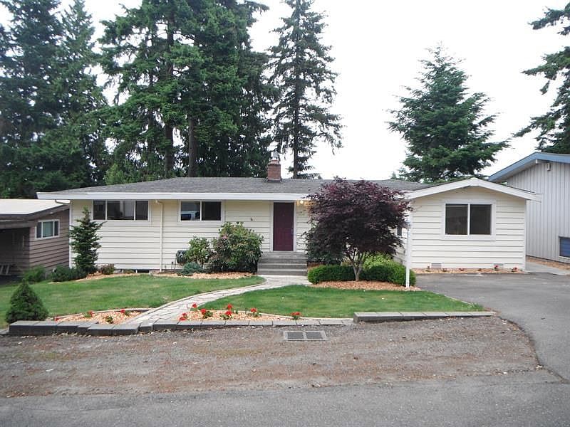 1st image of 16012 47th Ave S