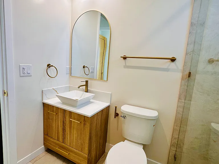 Cloverbrook Dr — Photo 20