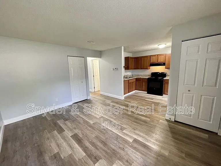 2605 Terrace Ave #8 — Photo 7