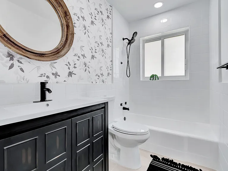 620 Las Palmas Park — Photo 18