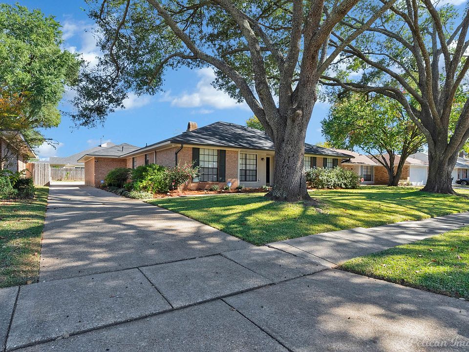 1st image of 8633 Chalmette Dr