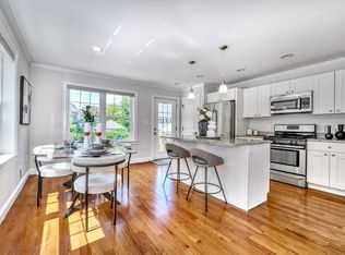 17 Maynard St #17, Arlington, MA 02474