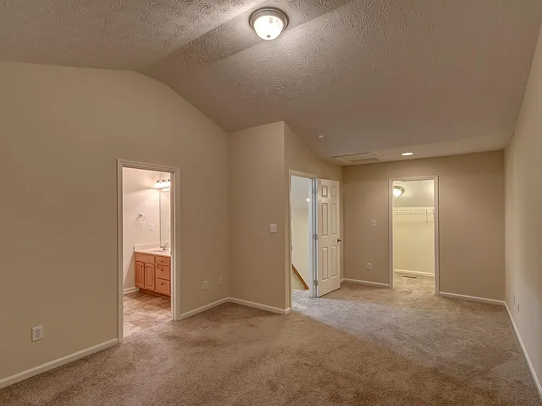 341 Darenia Ln — Photo 28