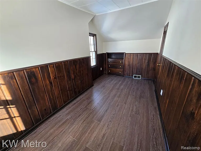 1305 Collegewood Dr — Photo 14