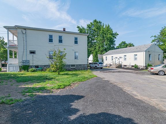 3rd image of 21-23 Harrington Ave