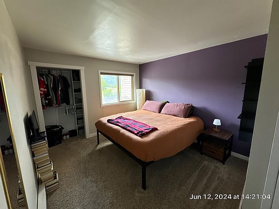 2nd image of 7 Jackpine Ct #1