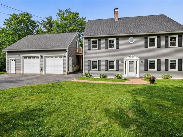17 Almeda Lane, Hooksett, NH 03106