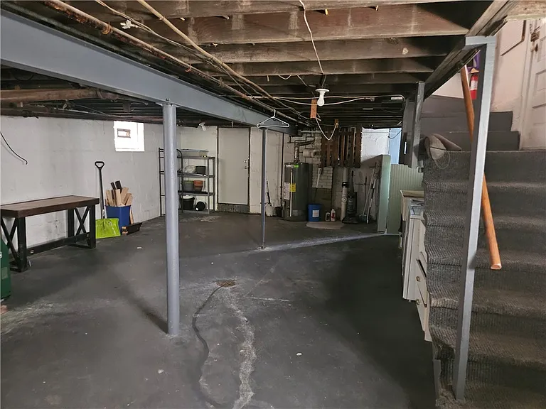 713 Hazelwood Ave — Photo 34