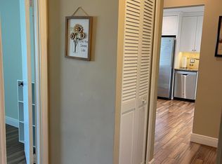 224 Lake Meryl Dr, West Palm Beach, FL 33411
