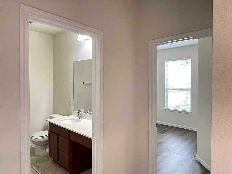 28519 Willow Orchard Ln — Photo 11