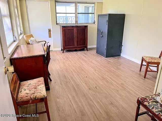 1213 Banana River Dr — Photo 11