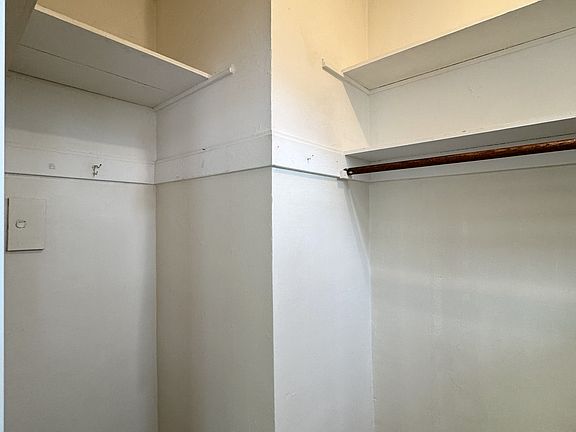 4th image of 3030 Polk St APT 7
