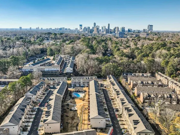 2093 Pine Cone Ln, Atlanta, GA 30319