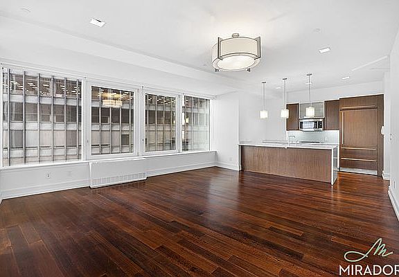 5th image of 2 Water St APT 9E