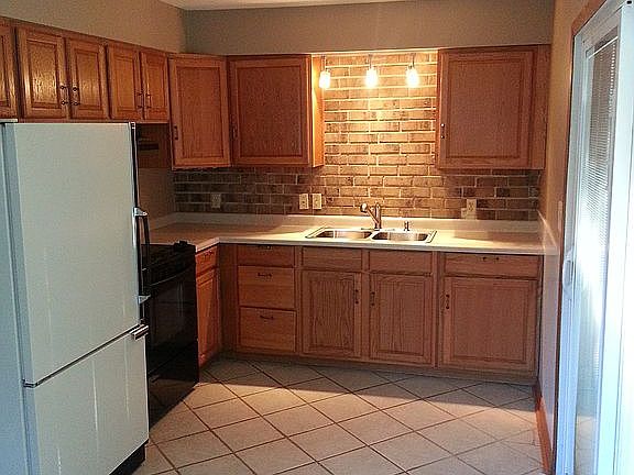 5th image of 4643 Madison Ct
