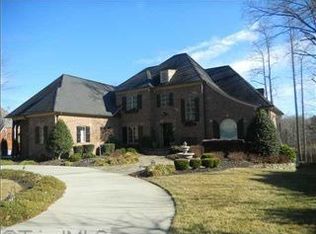 4307 Ravenstone Dr, Greensboro, NC 27407