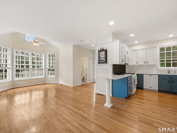 2nd image of 33 Old Field Hill Road #18