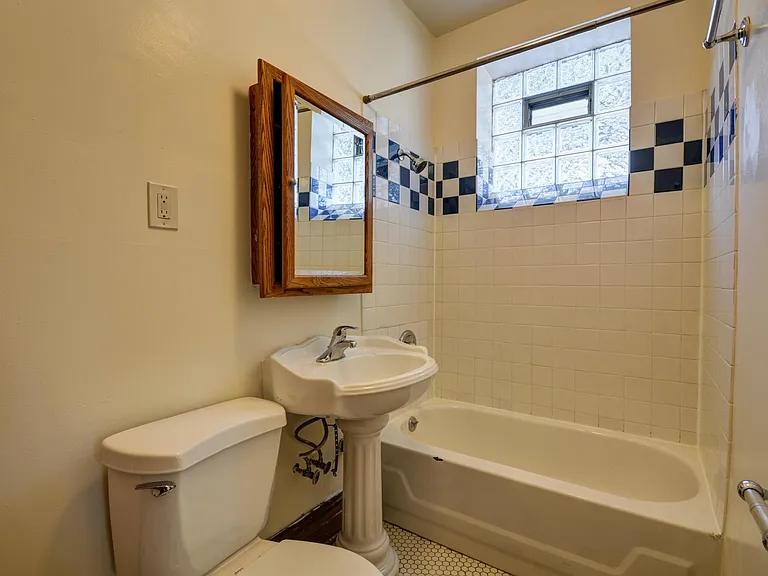 1400 W Warner Ave #1 — Photo 16