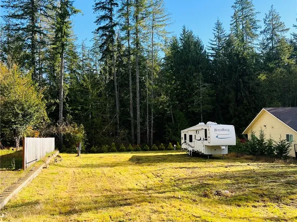 91 N Fairway Drive E, Hoodsport, WA 98548