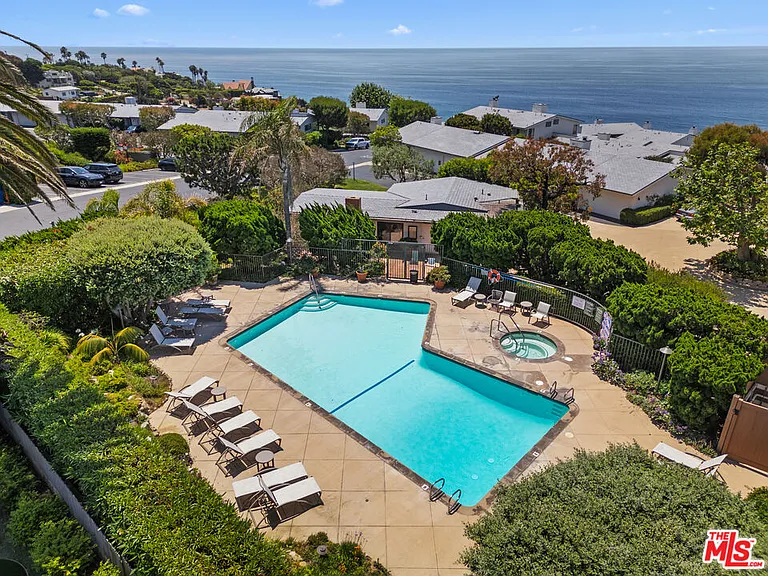 29700 Zuma Bay Way — Photo 17
