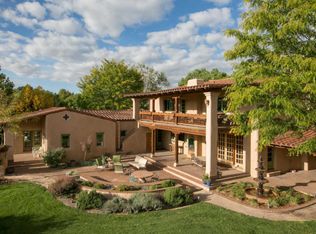 627 Paseo Del Bosque NW, Albuquerque, NM 87114