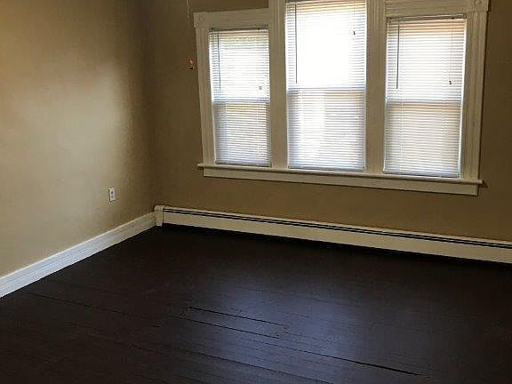 South side bedroom 13' x 12' plus closet