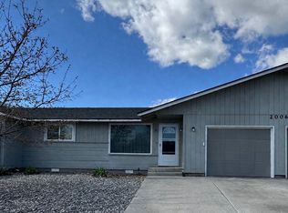 2006 S Washington St #B, Kennewick, WA 99337