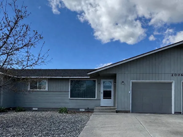 2006 S Washington St #B, Kennewick, WA 99337