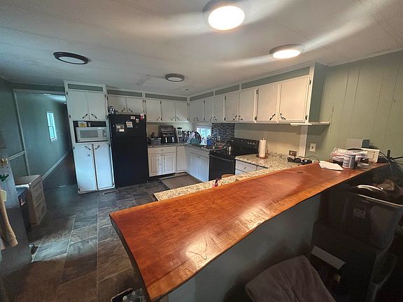 3rd image of 10 Rudman Drive